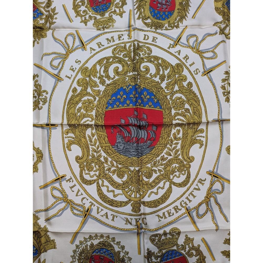 Vintage HERMÈS "Les Armes de Paris" by Hugo Grygkar 1954 Rare Silk Scarf 34"inch - Picture 3 of 6